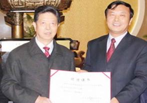 2011年11月14日，原江蘇省人大常委會副主任王霞林視察今世緣。